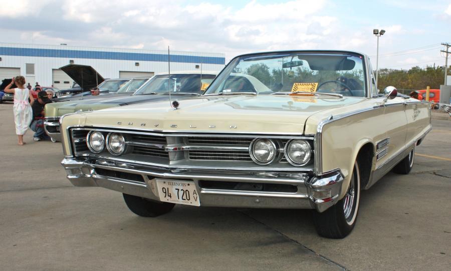 Chrysler 300 Convertible 1966 года  (фото 1 из 1)